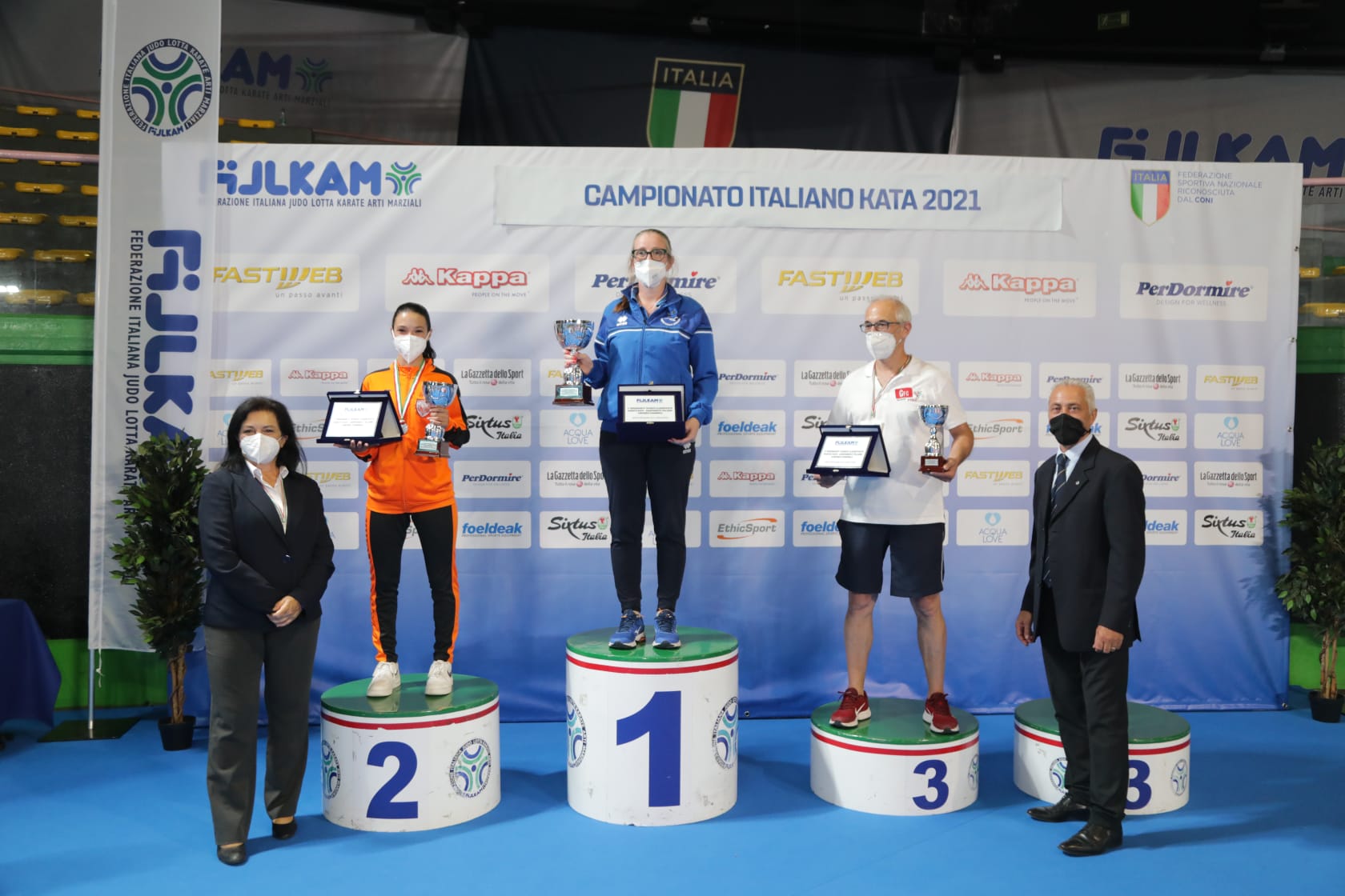 podio dei campionati italiani di kata