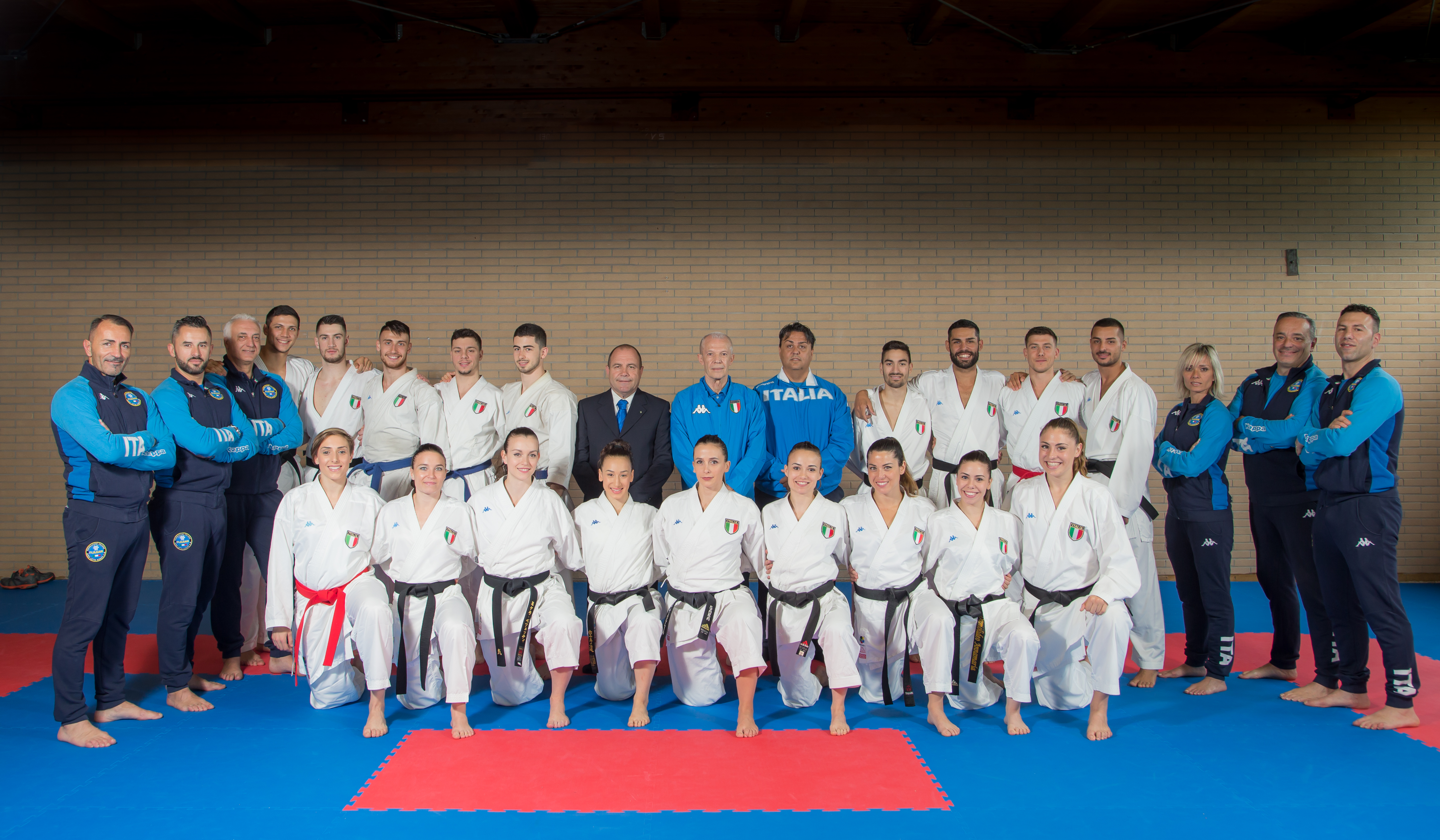 images/karate/squadra.jpg