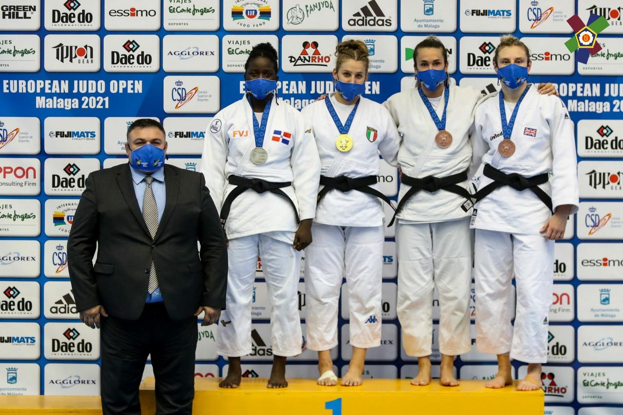images/large/Gabi-Juan-European-Judo-Open-IJF-A-referee-examination-2021-216970.jpg