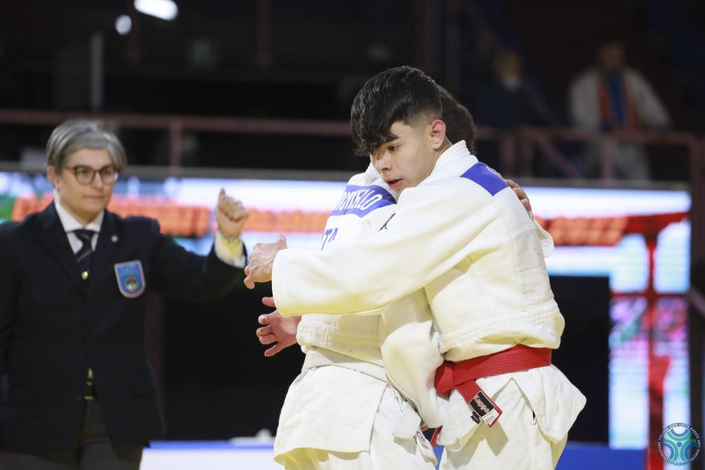 images/large/judo_cadetti_m_55kg_errichiello_vs_jelic__10_1_20220306_1158605642.jpg