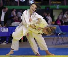 /immagini/Judo/2010/U15_F_Locorotondo_Perrone_44_kg_rid.JPG