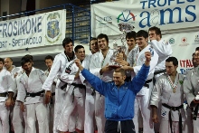 /immagini/Judo/2010/podio_M_rid.JPG