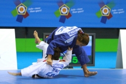 /immagini/Judo/2011/Fin1_2Kg57Quintavalle-_ESP_Fernandez__6_.JPG