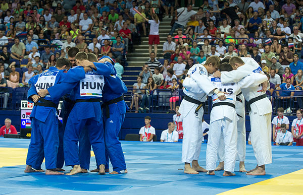 /immagini/Judo/2013/kazan_teamspirit.jpg