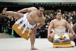 /immagini/Sumo/2008/Asashoryu_Camp_mondo_sumo_08.jpg