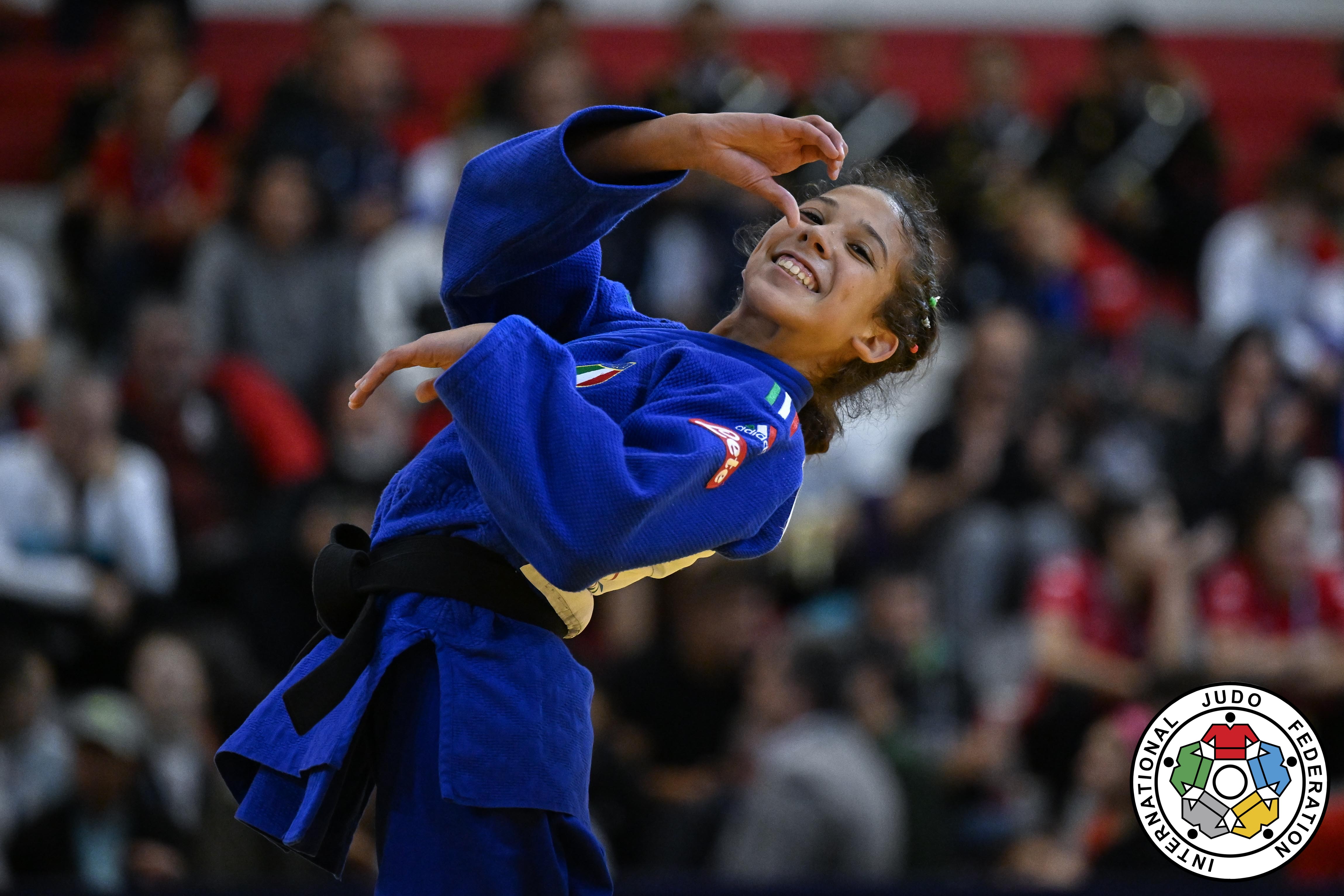 -40kg_bronze_KAZ-ITA-5-1724905-1724905572_1.jpg