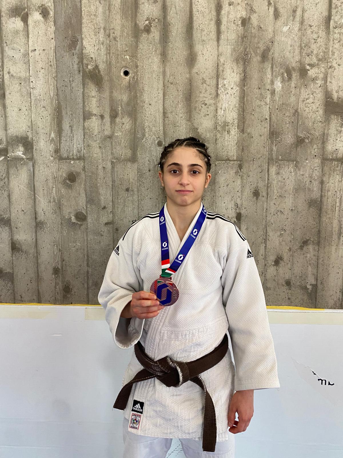 WhatsApp Image 2026 04 19 at 19.57.46