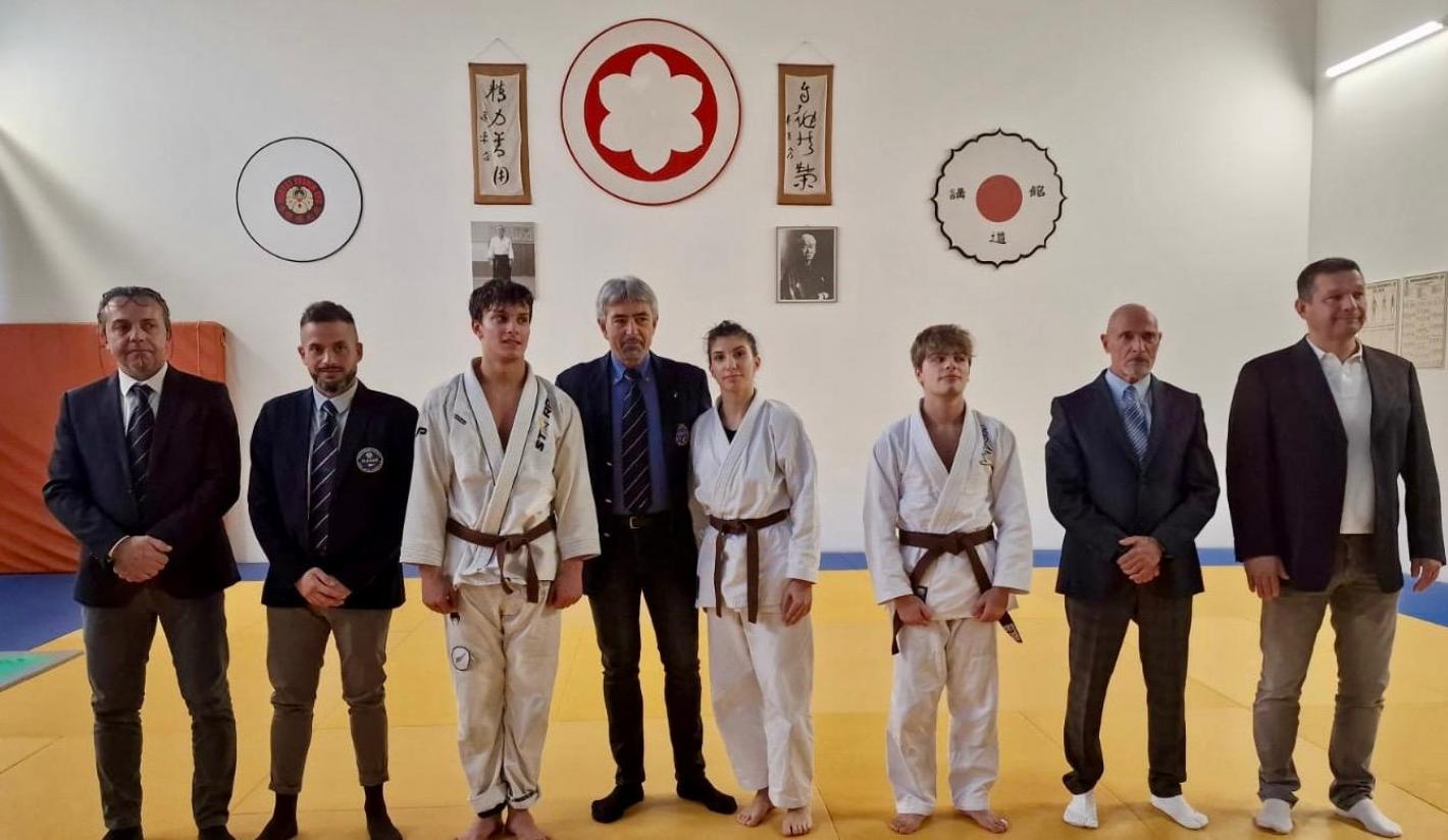 images/marche/Arti_Marziali/JuJitsu/2024/medium/esami_jujitsu.jpg