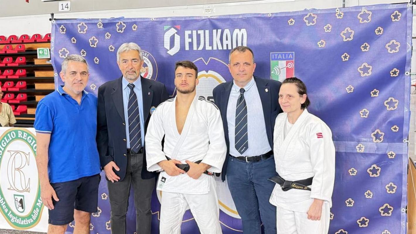images/marche/Judo/2025/medium/70_anni_Judo_Club_Sakura_Osimo_4.jpg