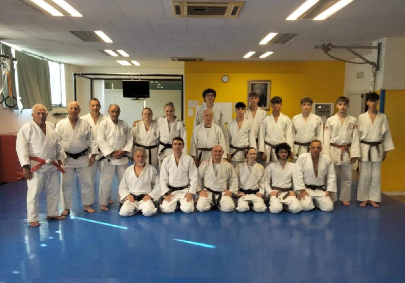 images/marche/Judo/2025/medium/allenamento_kata_6.jpg