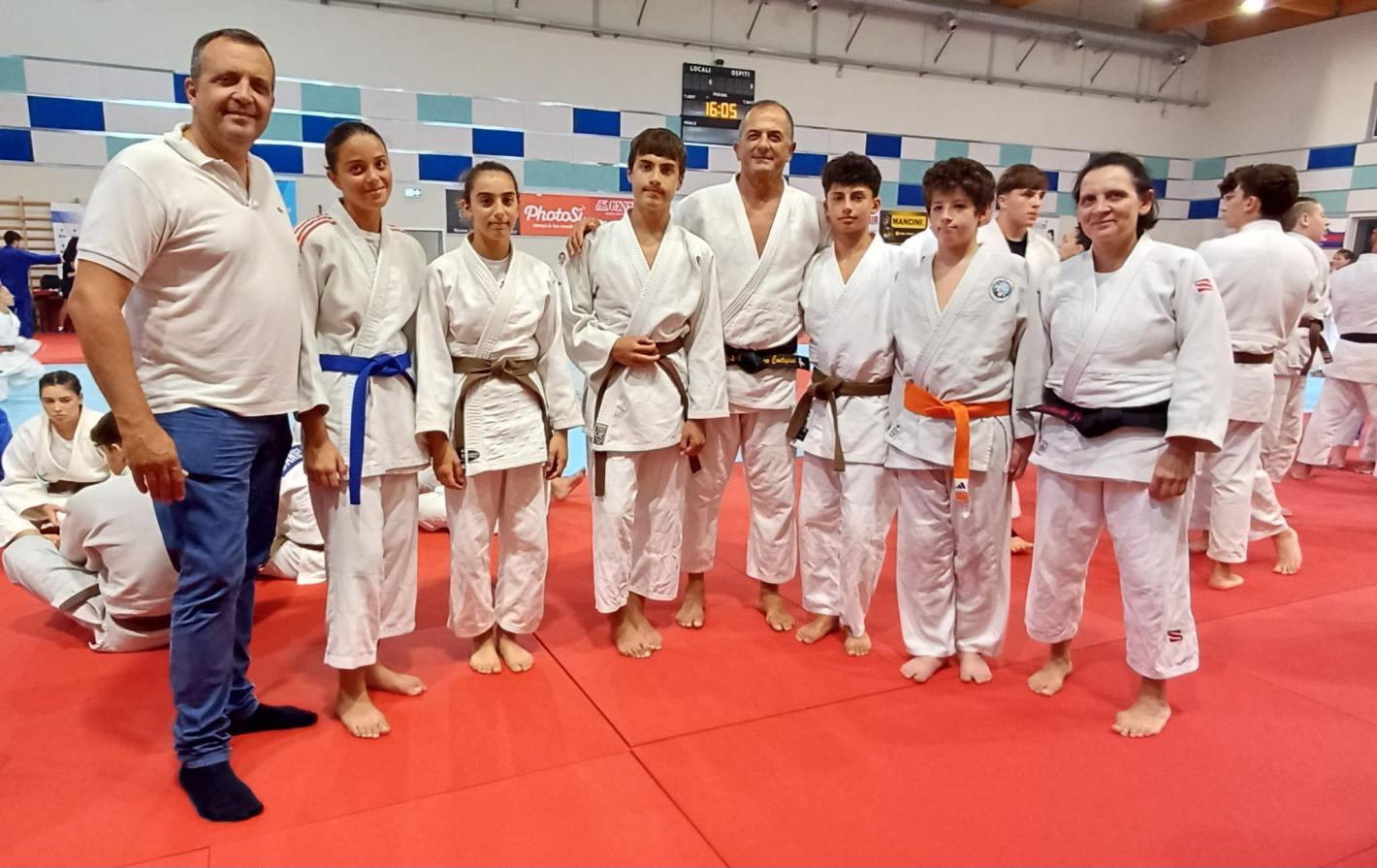 images/marche/Judo/2025/medium/la_squadra_trofeo_coni_a_riccione.jpg