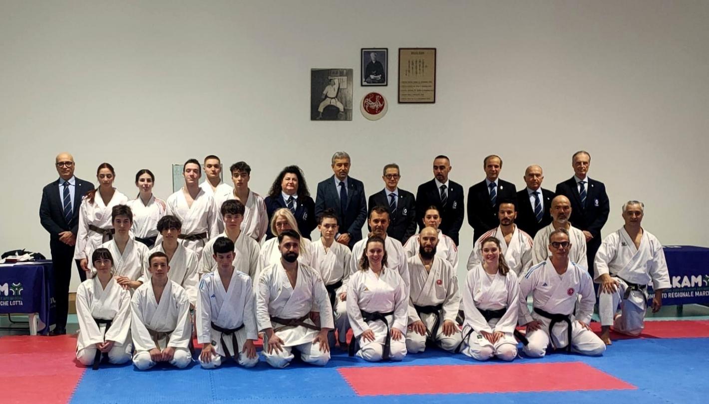 images/marche/Karate/2025/medium/esami_di_dan_sessione_straordinaria_e_allenatore_base_1.jpg
