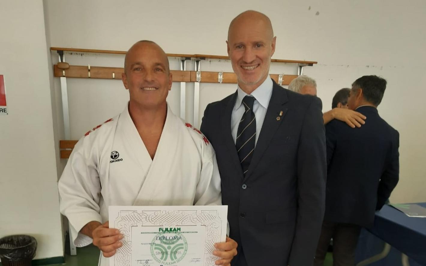 images/marche/Karate/medium/Mora_Maestro.jpg