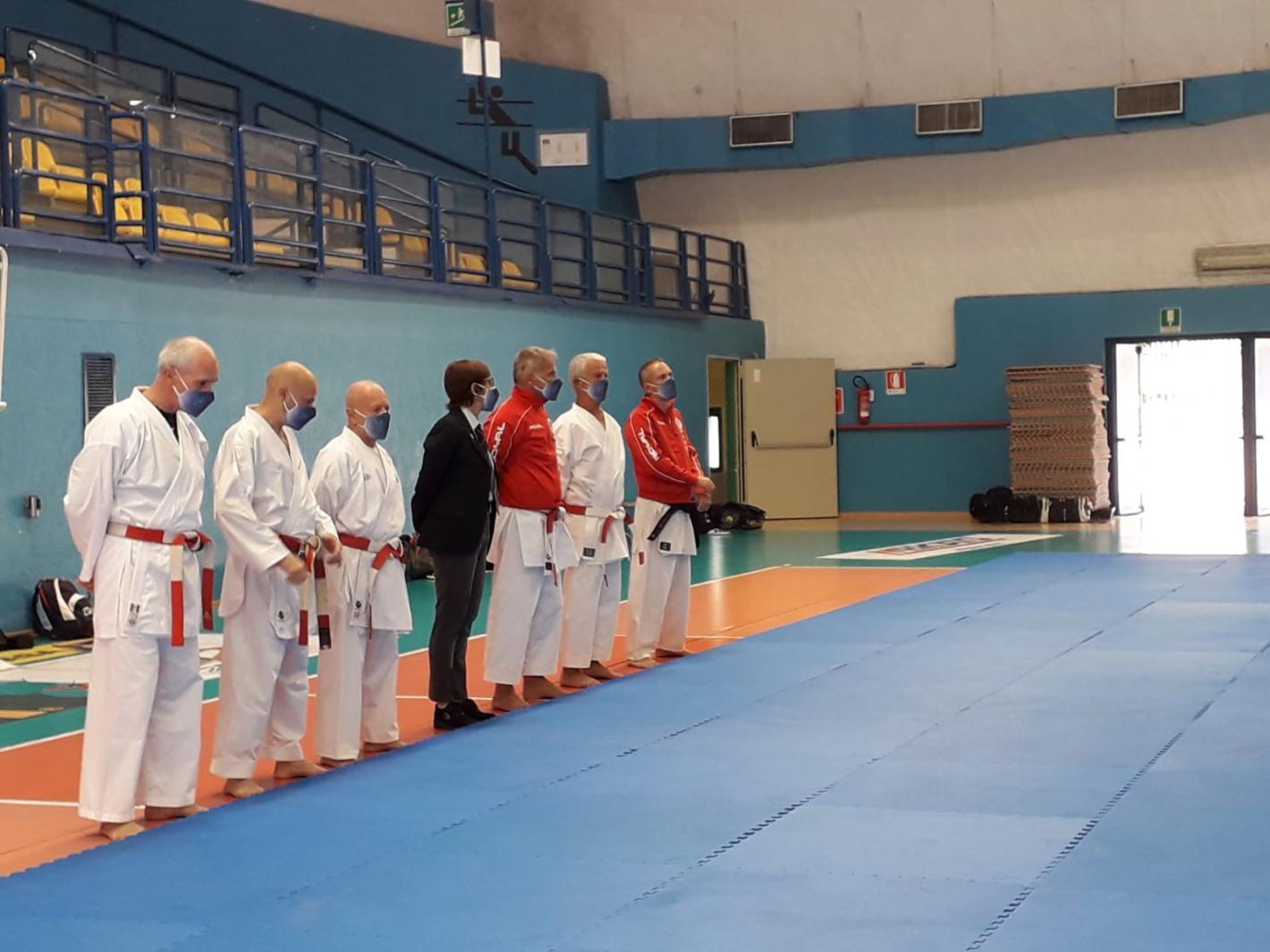 Tonfa In Legno Per Arti Marziali Sportech Italia - Per Karate, Kung-Fu, Aikido, Jiu-Jitsu, Kobudo, Design Ergonomico