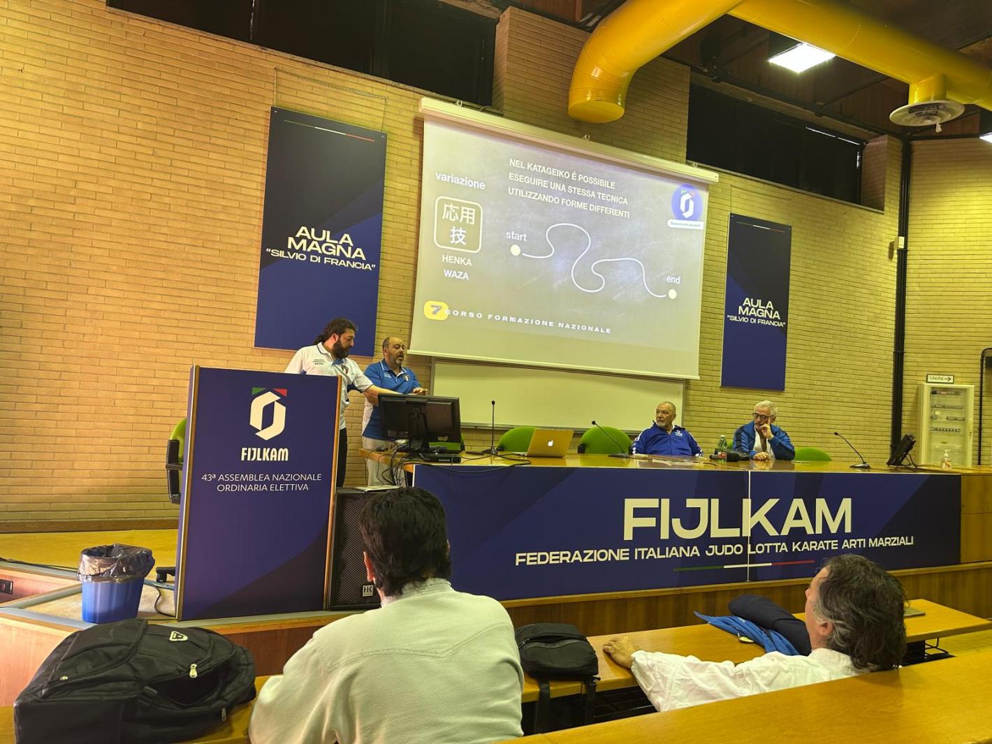 images/puglia/Aikido/medium/Lezione_2.jpeg