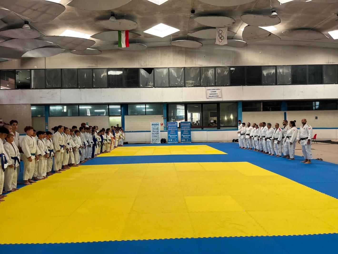 images/puglia/judo/CTR_e_agg_Judo/medium/IMG_7423.jpeg