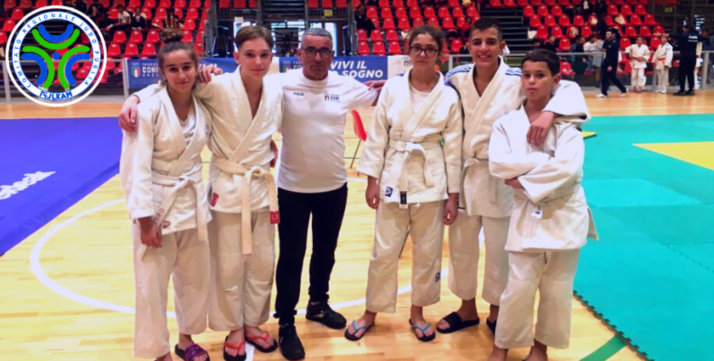 images/puglia/judo/Foto_Miriam/medium/TrofeoCONI.png
