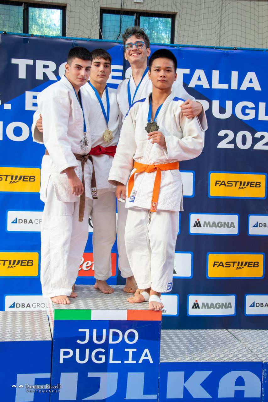 WhatsApp Image 2025 10 11 at 19.02.10