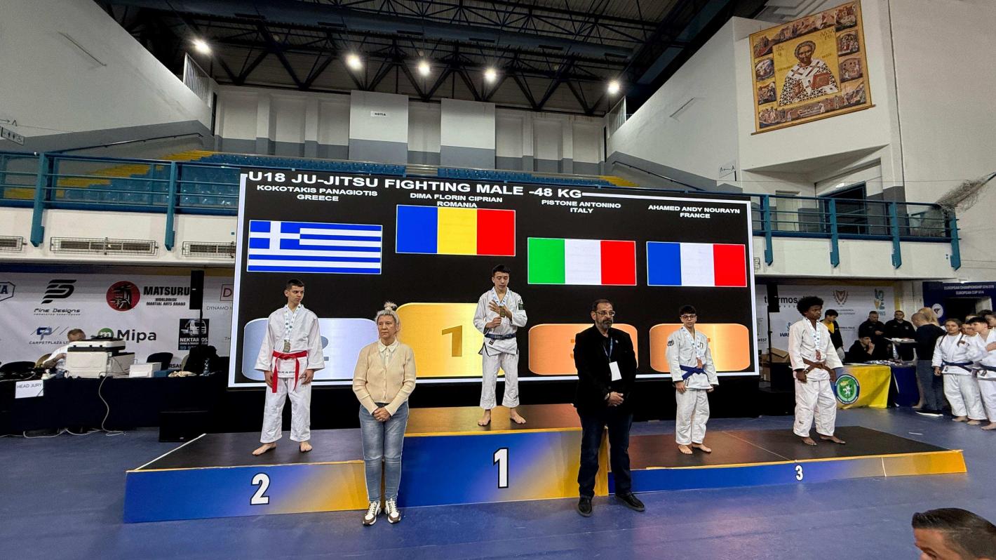 images/puglia/jujitsu/small/small/small/small/Secondo_giorno_ECC_Cipro/medium/JJ5.jpg