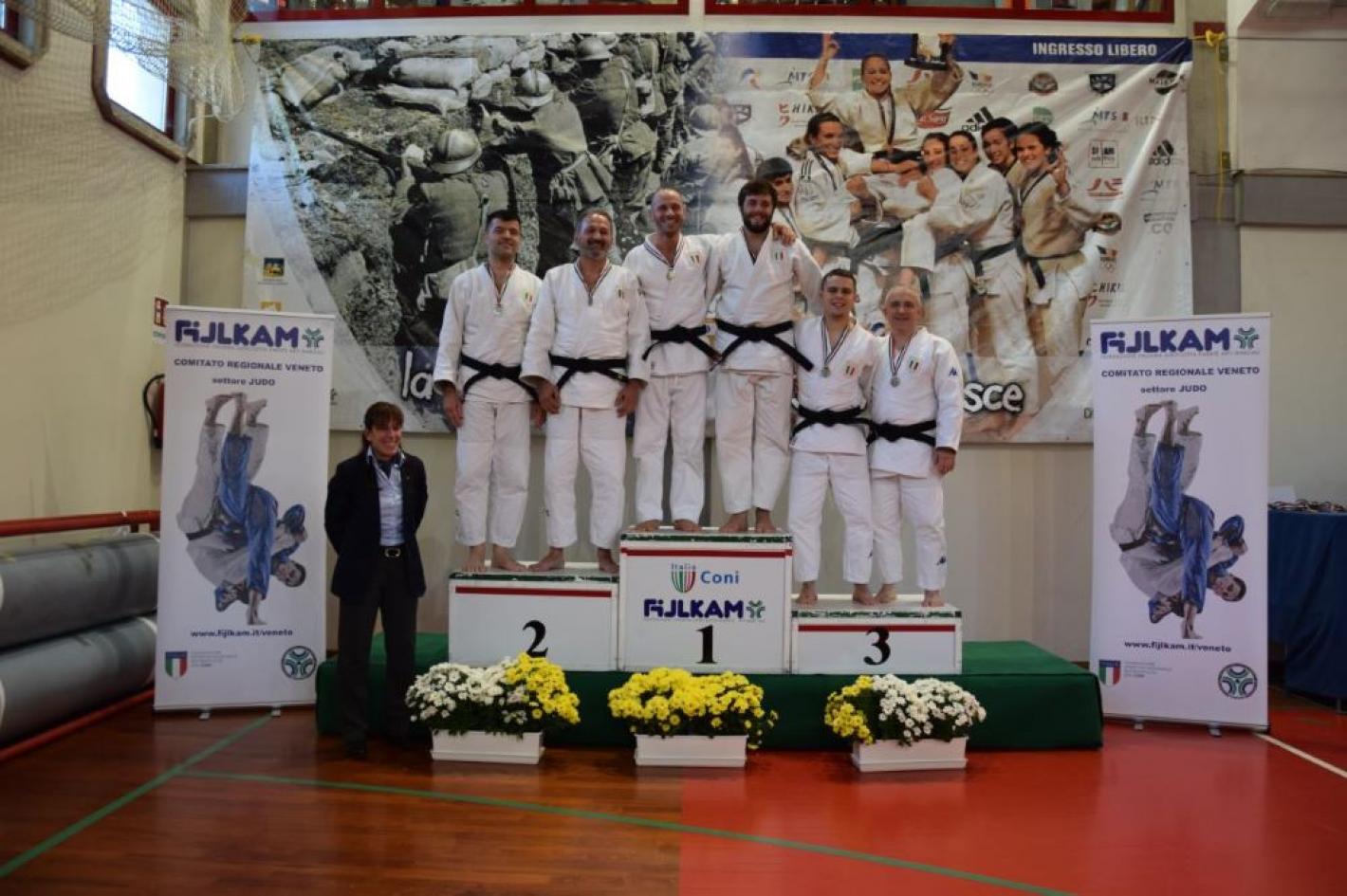 images/sardegna/Settore_Judo/2019/Campionati_Italiani_di_Kata/medium/20191110_VV_Katame_rid.jpg