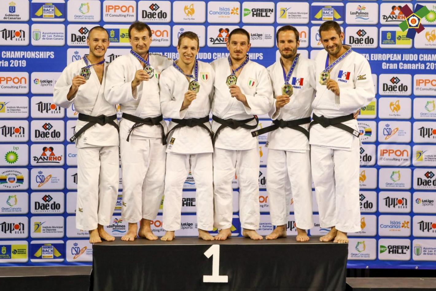 images/sardegna/Settore_Judo/2019/EUROPEI_KATA/medium/20190720_Nage_ITA_ITA_FRA.jpg