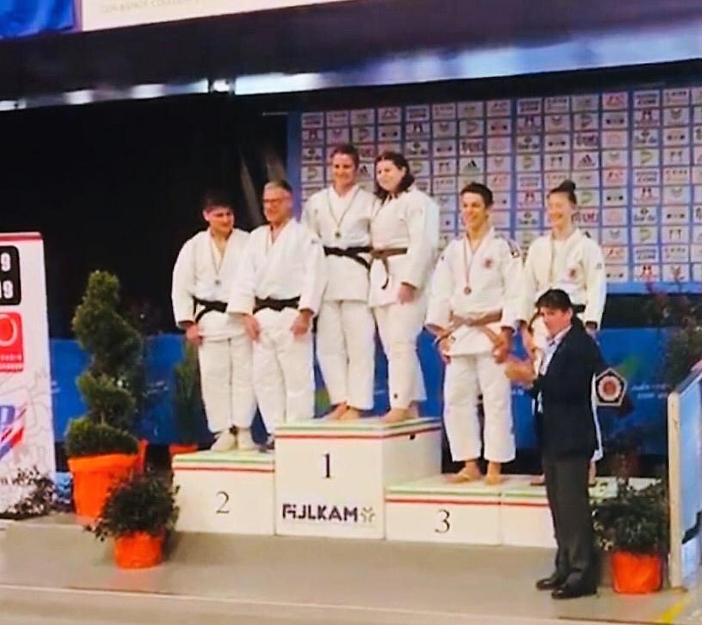 images/sardegna/Settore_Judo/2019/Pordenone_Grand_Prix_KATA/medium/PODIO_2_POSTO_Aru-Testa.jpg