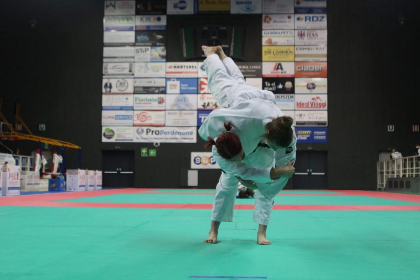 images/sardegna/Settore_Judo/2021/EJU_KATA_ONLINE/medium/20210323_KataPn.jpg