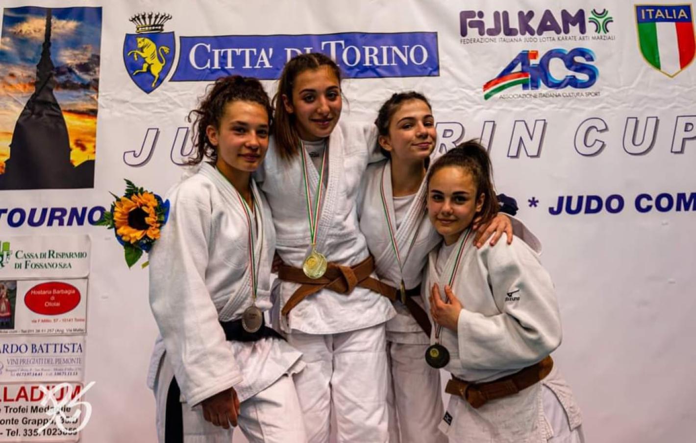 images/sardegna/Settore_Judo/2022/20220423_JUDO_TURIN_CUP/medium/Podio_kg_52_Cadetti_Femminile.jpeg
