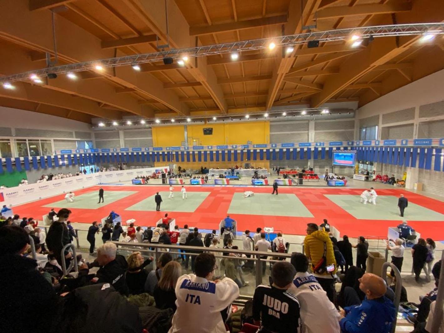 images/sardegna/Settore_Judo/2023/20231112_Campionati_italiani_Es_B_A2/medium/Panoramica.jpg