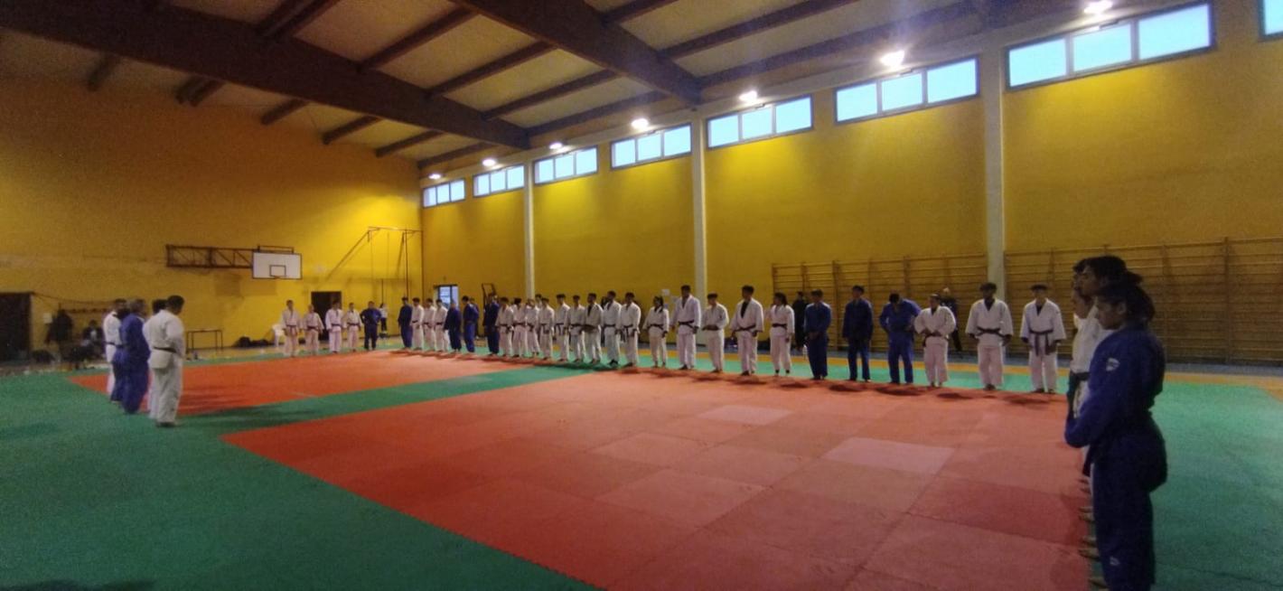 images/sardegna/Settore_Judo/2024/20240422_Allenamento_aprile/medium/Immagine_WhatsApp_2024-04-20_ore_21.09.44_02835f03.jpg