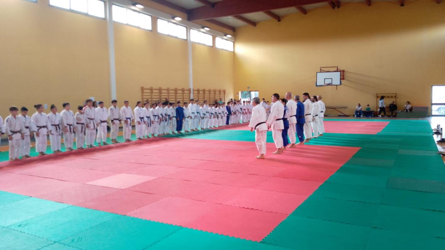images/sardegna/Settore_Judo/2024/20241027_Allenamento_ottobre/medium/Immagine_WhatsApp_2024-10-26_ore_16.05.33_f8f64273.jpg