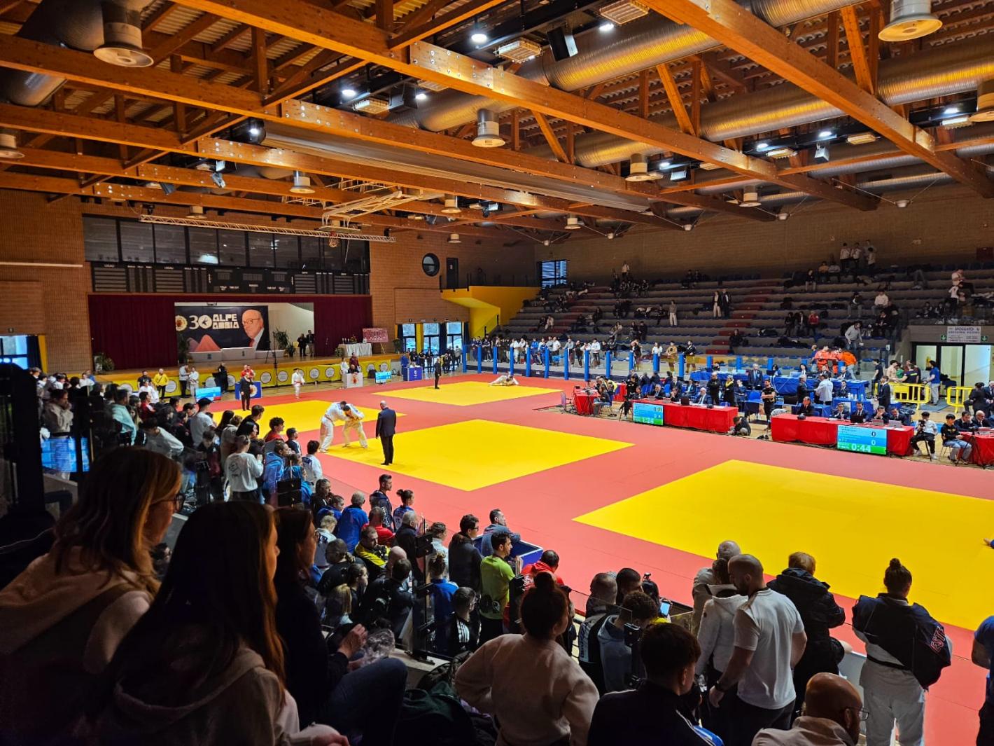 images/sardegna/Settore_Judo/2025/20250127_Alpe_Adria/medium/Immagine_WhatsApp_2025-01-28_ore_10.19.33_774b296a.jpg
