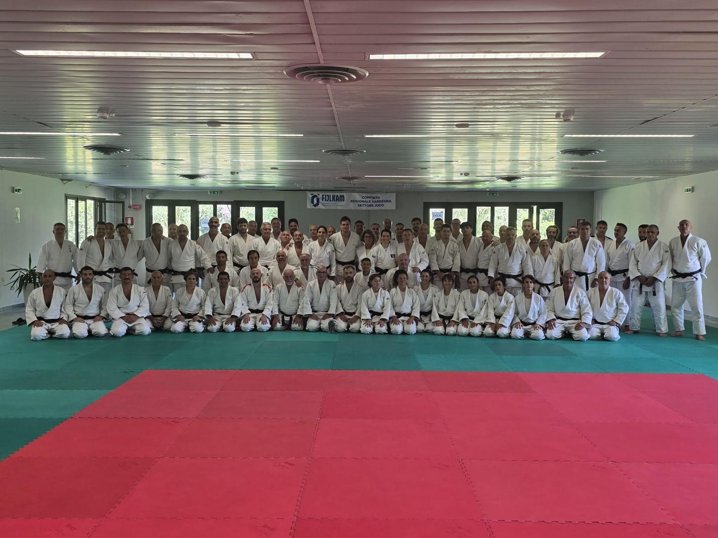 images/sardegna/Settore_Judo/2025/20250908_Corso_aggiornamento_e_CTR/medium/Immagine_WhatsApp_2025-09-07_ore_17.14.09_d0e584e7.jpg