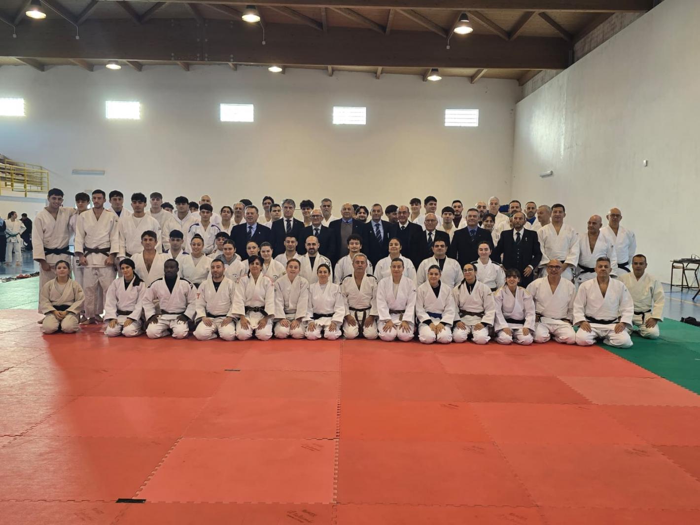 images/sardegna/Settore_Judo/2025/20251209_nuovi_tecnici/medium/Immagine_WhatsApp_2025-12-09_ore_15.32.46_e5912b5c.jpg