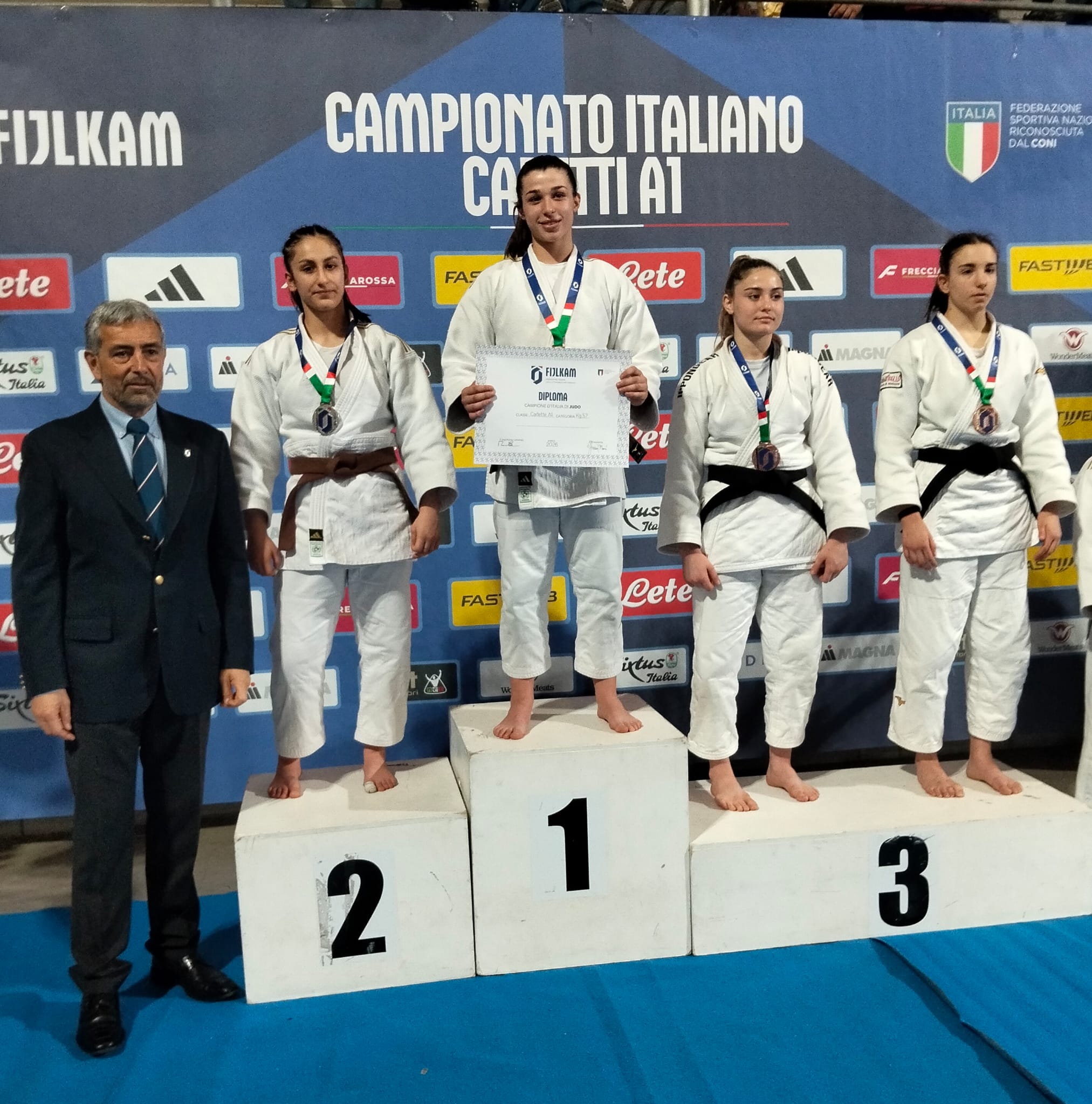 Francesca Sechi prima sul podio