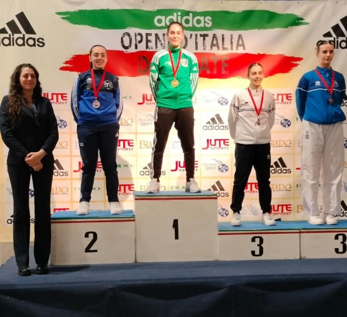 images/sardegna/Settore_Karate/2024/20240416_Open_dItalia/medium/Podio_Correddu_2.jpg