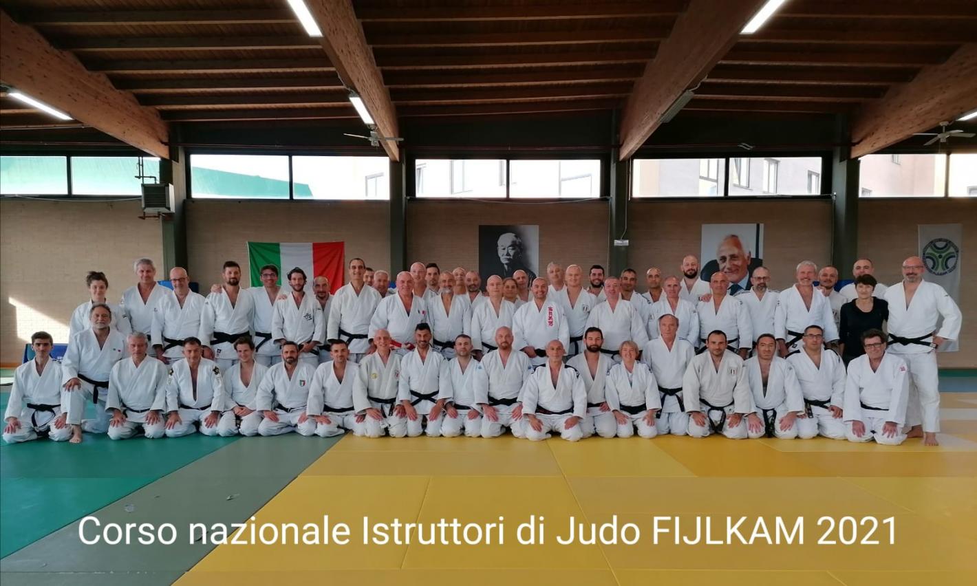 images/toscana/Foto/Judo/2021/medium/Corso_Istruttori_Olbia_2021.jpg