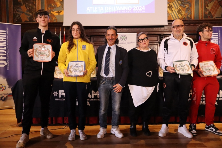 PremioatletaAnno GGiave24 07